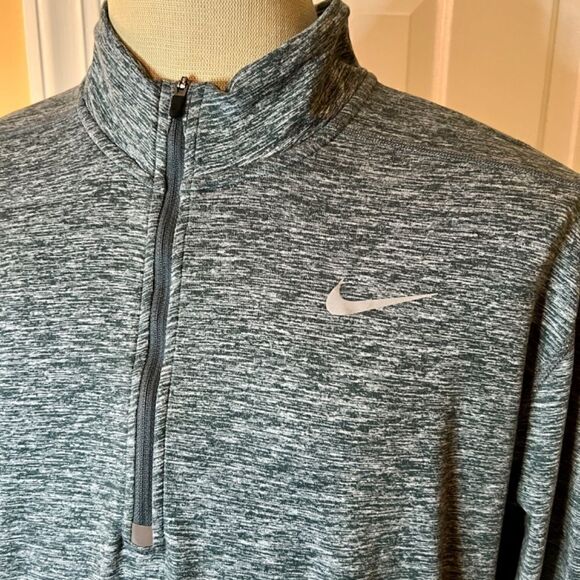 EUC Lot of 2 Men's Nike Dri-Fit Half Zip Pullover Shirts Blue & Green Size XL - Picture 8 of 11